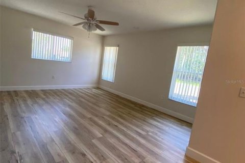 House in Bradenton, Florida 3 bedrooms, 169.64 sq.m. № 1809950 - photo 14