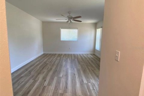 House in Bradenton, Florida 3 bedrooms, 169.64 sq.m. № 1809950 - photo 13