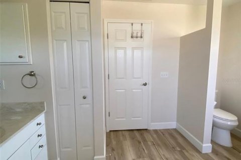 House in Bradenton, Florida 3 bedrooms, 169.64 sq.m. № 1809950 - photo 12