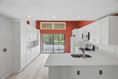 Condo in Oldsmar, Florida, 2 bedrooms № 2200724 - photo 13