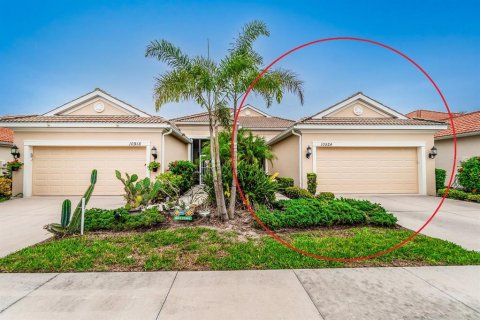 House in Englewood, Florida 2 bedrooms, 133.22 sq.m. № 2098149