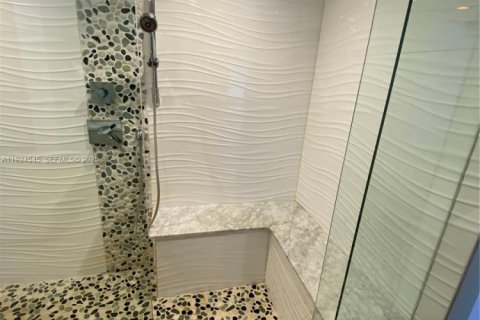 Condominio en alquiler en Hollywood, Florida, 2 dormitorios, 116.5 m2 № 1982924 - foto 7