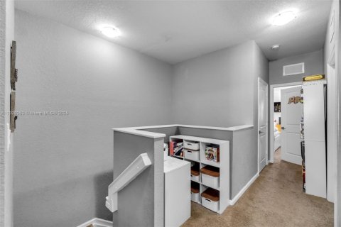 Снять в аренду таунхаус в Хомстед, Флорида 3 спальни, 160.81м2, № 1951013 - фото 26