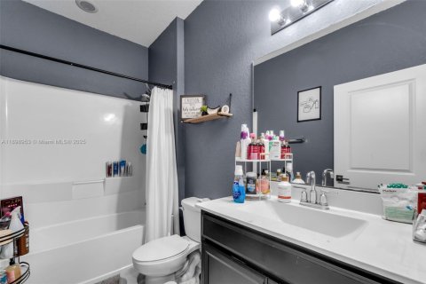 Снять в аренду таунхаус в Хомстед, Флорида 3 спальни, 160.81м2, № 1951013 - фото 21