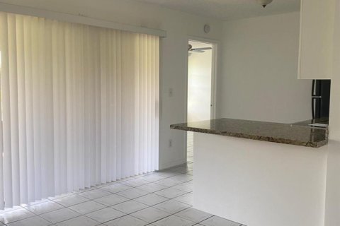 Appartement à louer à West Palm Beach, Floride: 1 chambre, 85.93 m2 № 2178538 - photo 7