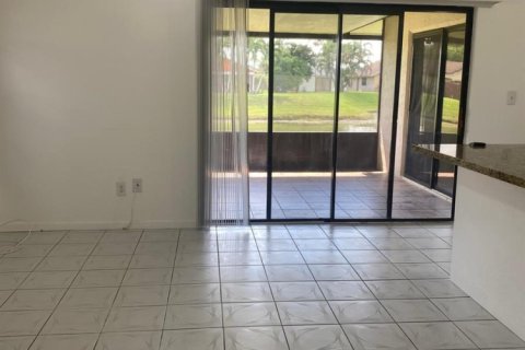 Appartement à louer à West Palm Beach, Floride: 1 chambre, 85.93 m2 № 2178538 - photo 12