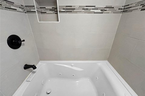 Купить кондоминиум в Индиан-Шорс, Флорида 3 комнаты, 161.65м2, № 1775055 - фото 21