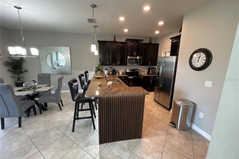 Touwnhouse à vendre à Orlando, Floride: 3 chambres, 147.16 m2 № 1847099 - photo 12