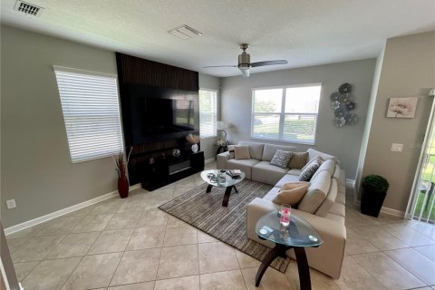 Touwnhouse à vendre à Orlando, Floride: 3 chambres, 147.16 m2 № 1847099 - photo 8