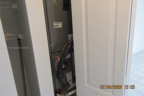 Adosado en venta en Miami, Florida, 2 dormitorios, 78.04 m2 № 1857037 - foto 24