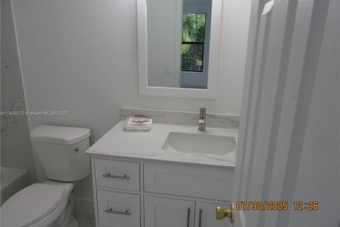 Adosado en venta en Miami, Florida, 2 dormitorios, 78.04 m2 № 1857037 - foto 29