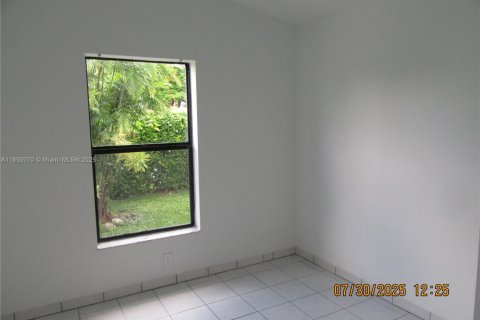 Adosado en venta en Miami, Florida, 2 dormitorios, 78.04 m2 № 1857037 - foto 25