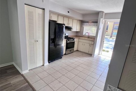 Copropriété à vendre à Winter Haven, Floride: 2 chambres, 79.06 m2 № 1819255 - photo 4