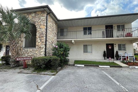 Copropriété à vendre à Winter Haven, Floride: 2 chambres, 79.06 m2 № 1819255 - photo 2