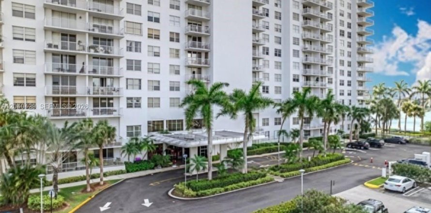 Condo in Aventura, Florida, 1 bedroom № 2087188