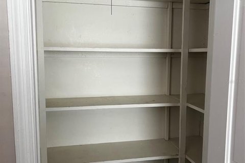 Commercial property in Eustis, Florida 250.93 sq.m. № 2217513 - photo 8