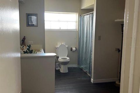 Commercial property in Eustis, Florida 250.93 sq.m. № 2217513 - photo 24