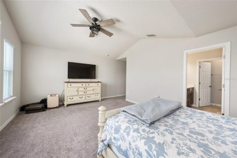 House in Kissimmee, Florida 4 bedrooms, 198.63 sq.m. № 2109323 - photo 25