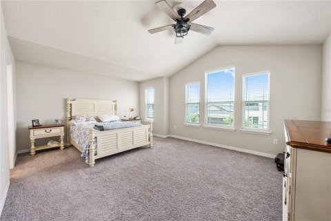 House in Kissimmee, Florida 4 bedrooms, 198.63 sq.m. № 2109323 - photo 22