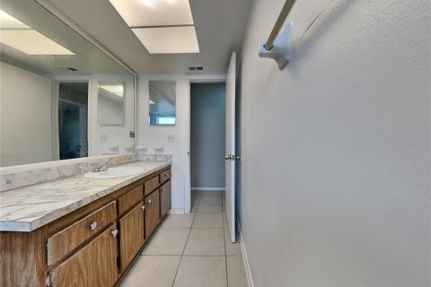 Casa en alquiler en Orlando, Florida, 3 dormitorios, 181.35 m2 № 1914024 - foto 10