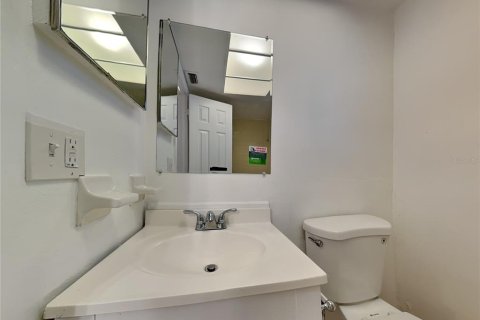 Casa en alquiler en Orlando, Florida, 3 dormitorios, 181.35 m2 № 1914024 - foto 22