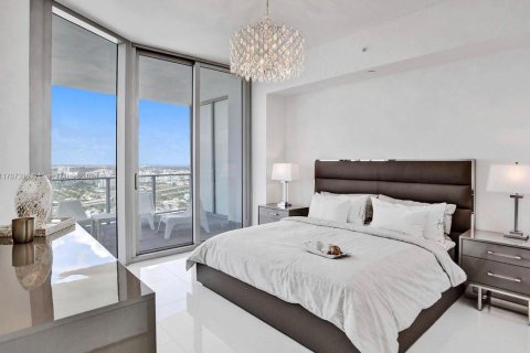 Condo in Miami, Florida, 1 bedroom  № 1694155 - photo 6