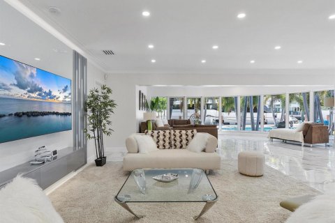 House in Fort Lauderdale, Florida 4 bedrooms, 275.83 sq.m. № 2175555 - photo 18