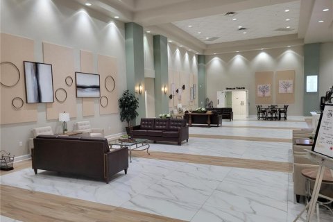 Condominio en alquiler en Sun City Center, Florida, 2 dormitorios, 175.31 m2 № 1721130 - foto 30