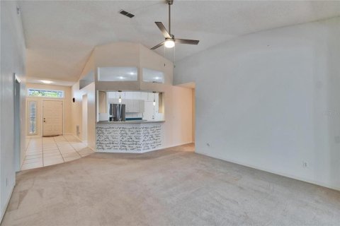 Condominio en alquiler en Sun City Center, Florida, 2 dormitorios, 175.31 m2 № 1721130 - foto 15