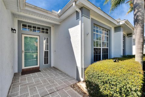 Condominio en alquiler en Sun City Center, Florida, 2 dormitorios, 175.31 m2 № 1721130 - foto 3