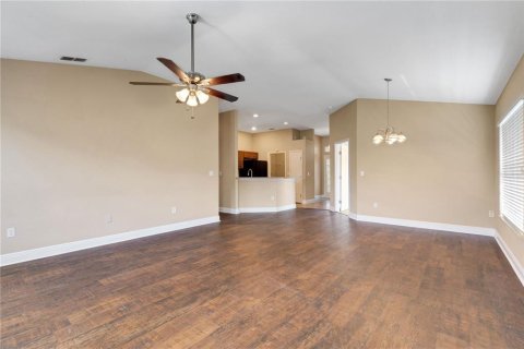 Villa ou maison à vendre à Auburndale, Floride: 3 chambres, 153.66 m2 № 1894968 - photo 15