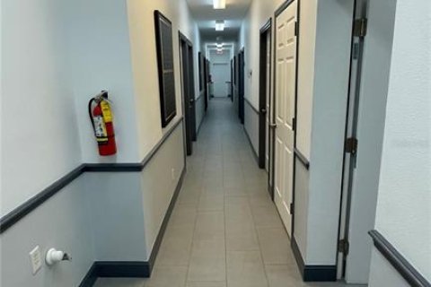 Immobilier commercial à louer à Kissimmee, Floride: 461.72 m2 № 2143960 - photo 8