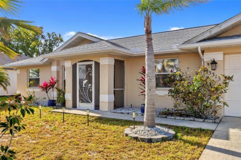 Casa en venta en Punta Gorda, Florida, 3 dormitorios, 121.79 m2 № 1718024 - foto 2
