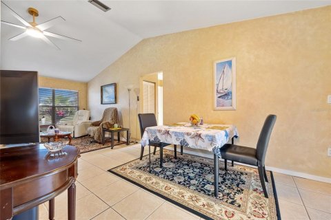 Casa en venta en Punta Gorda, Florida, 3 dormitorios, 121.79 m2 № 1718024 - foto 7
