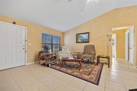 Casa en venta en Punta Gorda, Florida, 3 dormitorios, 121.79 m2 № 1718024 - foto 4