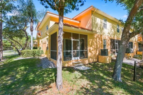 Adosado en venta en Tarpon Springs, Florida, 3 dormitorios, 183.67 m2 № 2155744 - foto 27