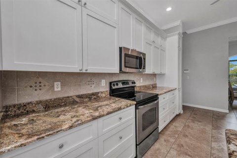 Купить виллу или дом в Лейк Сази, Флорида 12 комнат, 219.16м2, № 1677757 - фото 8