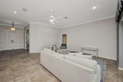 Купить виллу или дом в Лейк Сази, Флорида 12 комнат, 219.16м2, № 1677757 - фото 18