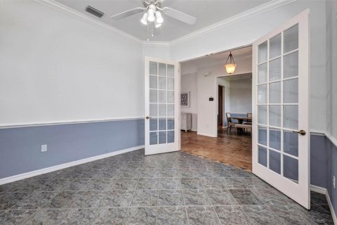 Купить виллу или дом в Лейк Сази, Флорида 12 комнат, 219.16м2, № 1677757 - фото 22