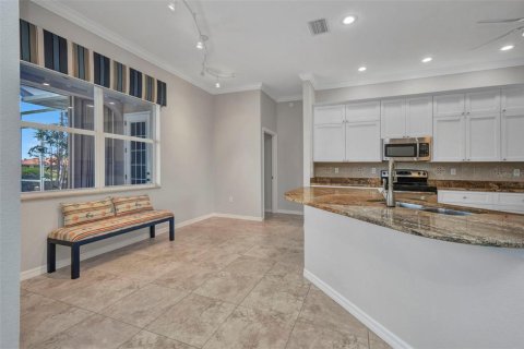 Купить виллу или дом в Лейк Сази, Флорида 12 комнат, 219.16м2, № 1677757 - фото 12