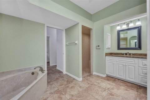 Купить виллу или дом в Лейк Сази, Флорида 12 комнат, 219.16м2, № 1677757 - фото 26