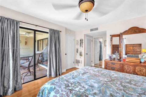 Condominio en venta en Pompano Beach, Florida, 2 dormitorios, 92.9 m2 № 1797471 - foto 28