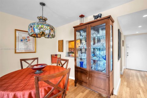 Condominio en venta en Pompano Beach, Florida, 2 dormitorios, 92.9 m2 № 1797471 - foto 20