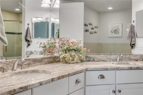 Condo in New Smyrna Beach, Florida, 2 bedrooms  № 1734981 - photo 27