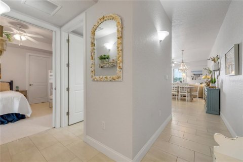 Condo in New Smyrna Beach, Florida, 2 bedrooms  № 1734981 - photo 10