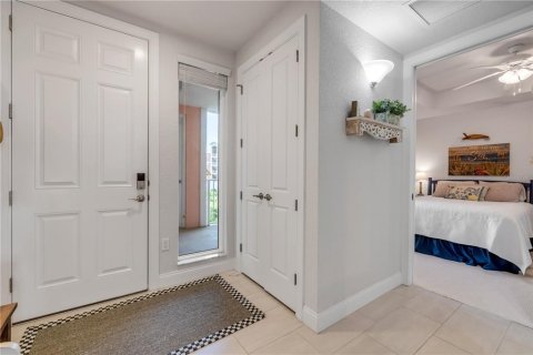 Condo in New Smyrna Beach, Florida, 2 bedrooms  № 1734981 - photo 6