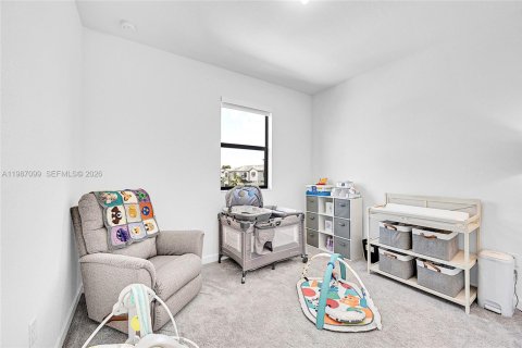 Купить таунхаус в Майами-Гарденс, Флорида 3 спальни, 131.83м2, № 2049526 - фото 26