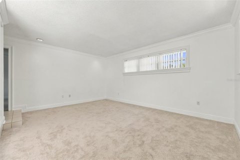 Villa ou maison à vendre à Ocoee, Floride: 4 chambres, 171.78 m2 № 2418710 - photo 13