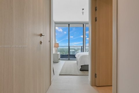 Снять в аренду кондоминиум в Майами, Флорида 3 спальни, 177.35м2, № 2046373 - фото 23