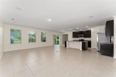House in Fruitland Park, Florida 5 bedrooms, 290.41 sq.m. № 2114028 - photo 20